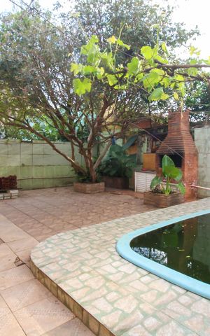 Casa à venda com 300m², 4 quartos e 1 vaga Casa à venda com 300m², 4 quartos e 1 vagaÁrea externa