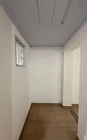 Casa à venda com 88m², 2 quartos e sem vaga