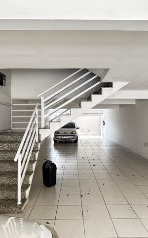 Apartamento à venda com 47m², 2 quartos e 1 vaga Apartamento à venda com 47m², 2 quartos e 1 vagaGaragem