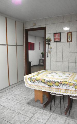 Casa para alugar com 190m², 3 quartos e 3 vagasCozinha