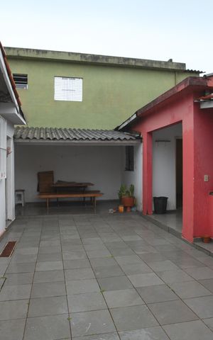 Casa para alugar com 190m², 3 quartos e 3 vagasQuintal