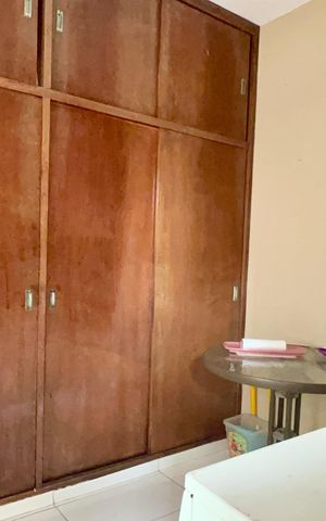 Casa à venda com 160m², 3 quartos e 2 vagas Casa à venda com 160m², 3 quartos e 2 vagasQuarto de Serviço