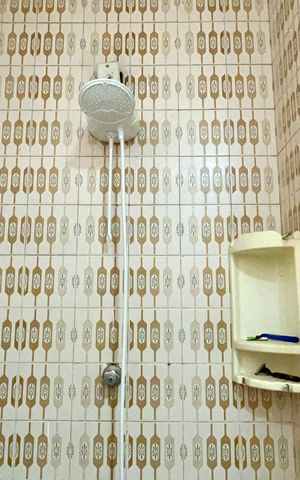 Casa à venda com 160m², 3 quartos e 2 vagas Casa à venda com 160m², 3 quartos e 2 vagasBanheiro