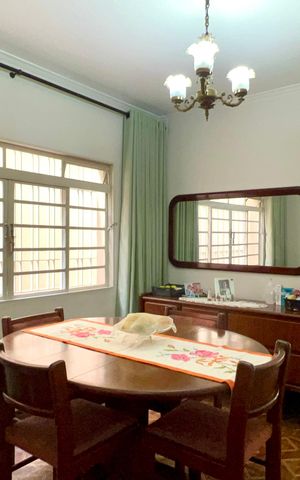 Casa à venda com 160m², 3 quartos e 2 vagas Casa à venda com 160m², 3 quartos e 2 vagasSala de Jantar
