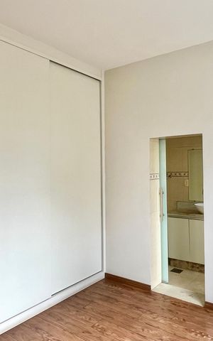 Casa para alugar com 324m², 5 quartos e 1 vaga