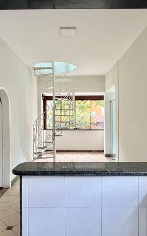 Casa para alugar com 324m², 5 quartos e 1 vaga