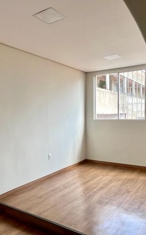 Casa para alugar com 324m², 5 quartos e 1 vaga