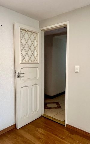 Casa para alugar com 324m², 5 quartos e 1 vaga