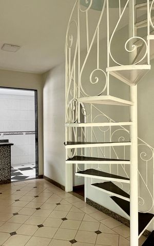 Casa para alugar com 324m², 5 quartos e 1 vaga