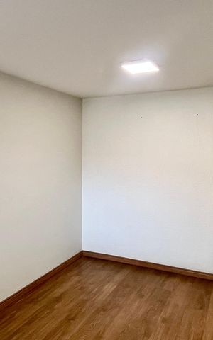 Casa para alugar com 324m², 5 quartos e 1 vaga