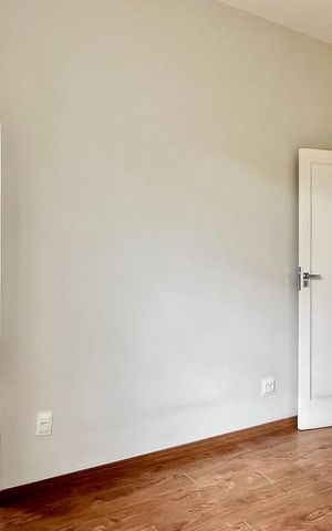 Casa para alugar com 324m², 5 quartos e 1 vaga