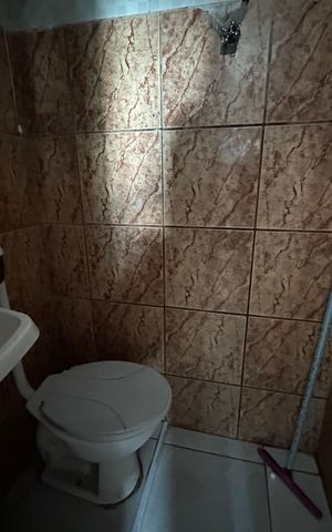 Casa à venda com 300m², 3 quartos e 3 vagas Casa à venda com 300m², 3 quartos e 3 vagasBanheiro 3