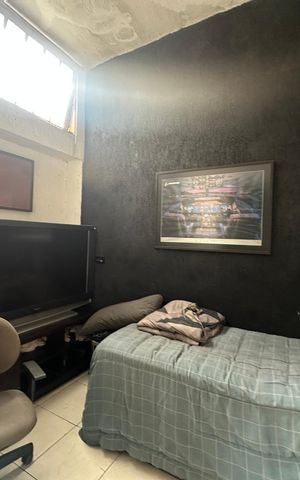 Casa à venda com 300m², 3 quartos e 3 vagas Casa à venda com 300m², 3 quartos e 3 vagasQuarto 1