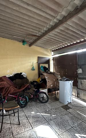Casa à venda com 300m², 3 quartos e 3 vagas Casa à venda com 300m², 3 quartos e 3 vagasGaragem