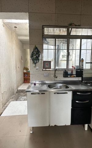 Casa à venda com 300m², 3 quartos e 3 vagas Casa à venda com 300m², 3 quartos e 3 vagasSala/Cozinha