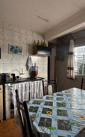 Casa à venda com 300m², 3 quartos e 3 vagas Casa à venda com 300m², 3 quartos e 3 vagasCozinha