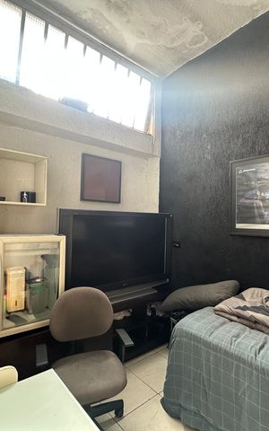 Casa à venda com 300m², 3 quartos e 3 vagas Casa à venda com 300m², 3 quartos e 3 vagasQuarto 1