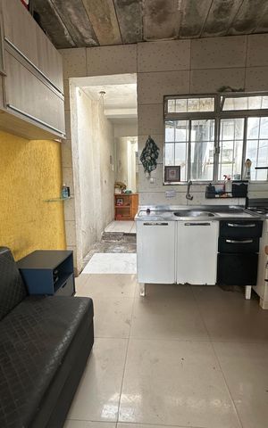Casa à venda com 300m², 3 quartos e 3 vagas Casa à venda com 300m², 3 quartos e 3 vagasSala/Cozinha