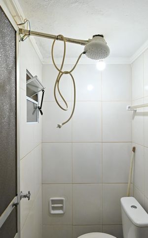 Casa à venda com 116m², 2 quartos e 2 vagasBanheiro de Serviço