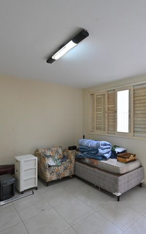 Casa à venda com 116m², 2 quartos e 2 vagasQuarto de Serviço