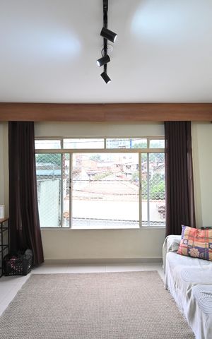 Casa à venda com 116m², 2 quartos e 2 vagasSala
