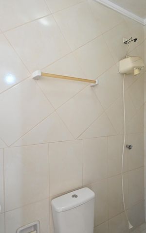 Casa à venda com 116m², 2 quartos e 2 vagasBanheiro de Serviço