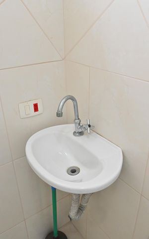 Casa à venda com 116m², 2 quartos e 2 vagasBanheiro de Serviço