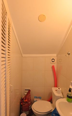 Casa à venda com 116m², 2 quartos e 2 vagasLavabo