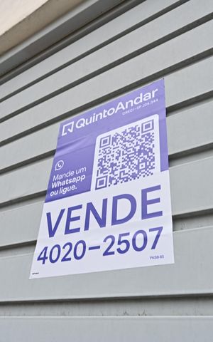 Casa à venda com 116m², 2 quartos e 2 vagasPlaquinha de Venda Instalada 17/09/26 Cod: PKSB-83