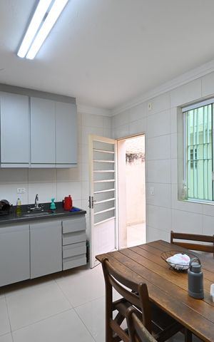 Casa à venda com 116m², 2 quartos e 2 vagasCozinha