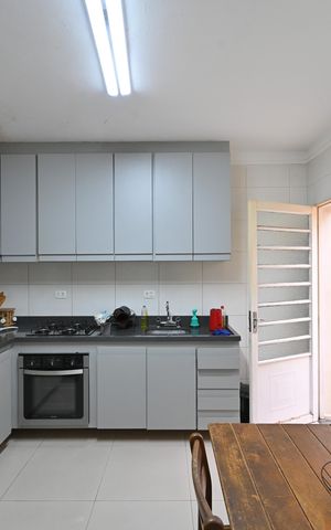 Casa à venda com 116m², 2 quartos e 2 vagasCozinha