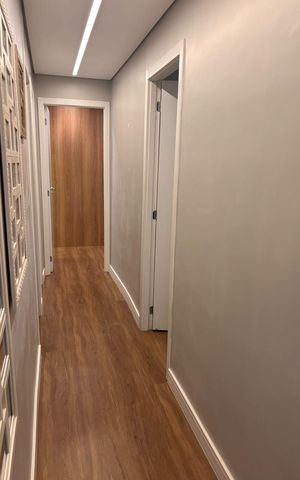 Apartamento à venda com 82m², 3 quartos e 2 vagas Apartamento à venda com 82m², 3 quartos e 2 vagasCorredor