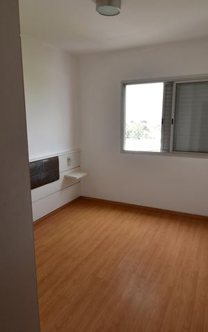 Apartamento para alugar com 76m², 2 quartos e 1 vagaQuarto 1