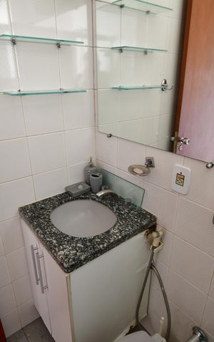 Apartamento para alugar com 76m², 2 quartos e 1 vagaBanheiro
