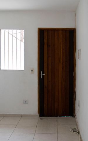 Casa para alugar com 60m², 2 quartos e 1 vagaSala