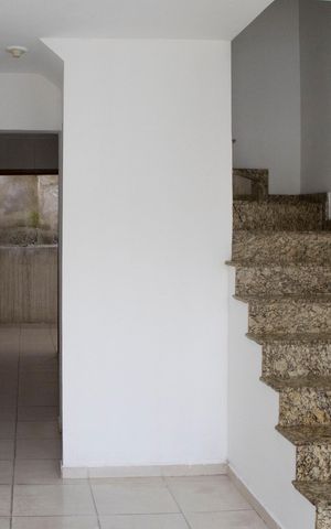 Casa para alugar com 60m², 2 quartos e 1 vagaSala