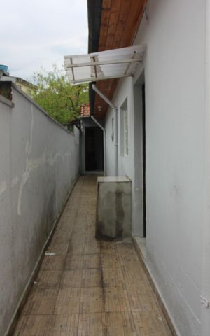 Casa para alugar com 90m², 4 quartos e 4 vagascorredor lateral