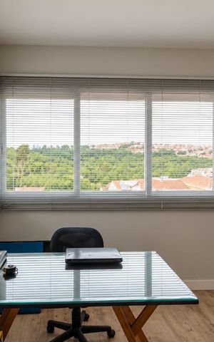 Casa para alugar com 180m², 3 quartos e 2 vagas Casa para alugar com 180m², 3 quartos e 2 vagasSala