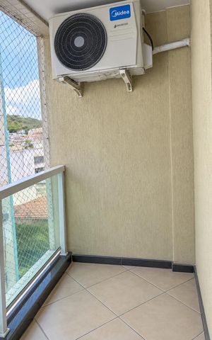 Apartamento à venda com 90m², 3 quartos e 1 vaga Apartamento à venda com 90m², 3 quartos e 1 vagaVaranda
