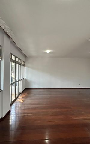 Apartamento para alugar com 145m², 4 quartos e 2 vagas