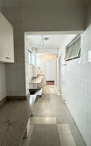 Apartamento para alugar com 145m², 4 quartos e 2 vagas