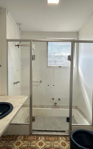 Apartamento para alugar com 145m², 4 quartos e 2 vagas