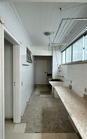 Apartamento para alugar com 145m², 4 quartos e 2 vagas