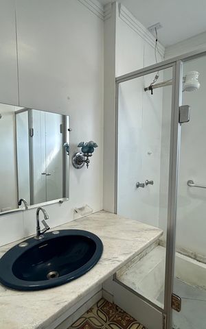 Apartamento para alugar com 145m², 4 quartos e 2 vagas