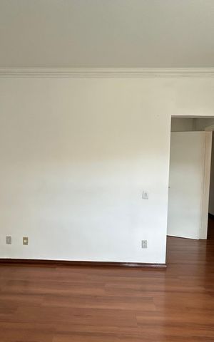 Apartamento para alugar com 145m², 4 quartos e 2 vagas
