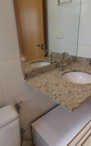 Apartamento para alugar com 65m², 2 quartos e 1 vaga Apartamento para alugar com 65m², 2 quartos e 1 vagaBanheiro da Suíte