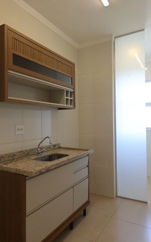 Apartamento para alugar com 65m², 2 quartos e 1 vaga Apartamento para alugar com 65m², 2 quartos e 1 vagaCozinha