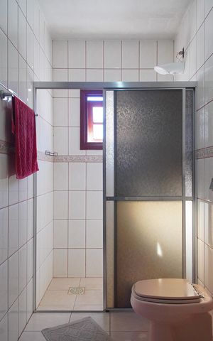 Casa para alugar com 224m², 3 quartos e 2 vagasBanheiro
