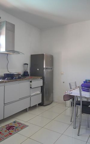 Casa para alugar com 224m², 3 quartos e 2 vagasCozinha