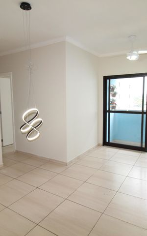 Apartamento para alugar com 65m², 3 quartos e 1 vagaSala
